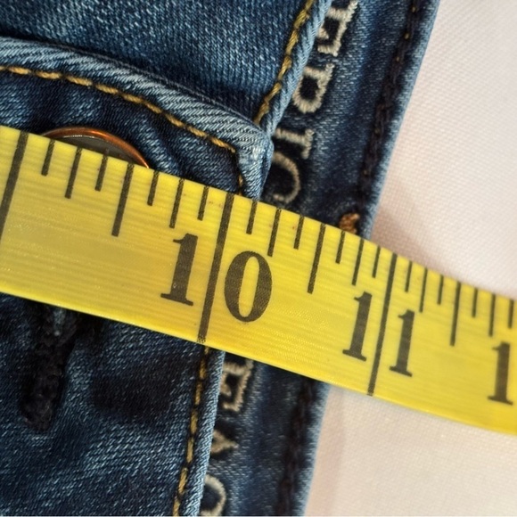 American Eagle High Rise Short Super Super Stretch Distressed size 14 - Picture 5 of 6